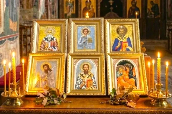 Srpske Slave u Januaru: Običaji, Datumi i Slavski Pokloni
