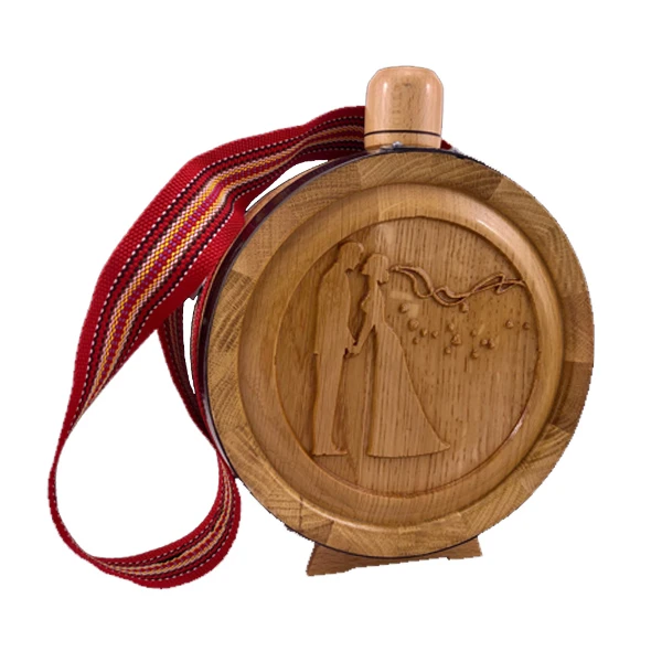 WOODEN FLASK 0,7l BUKLIJA newlyweds-1