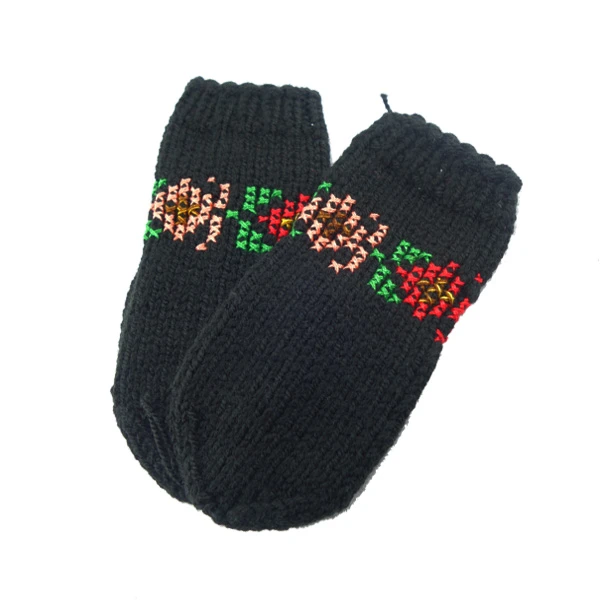 Embroidered socks-1
