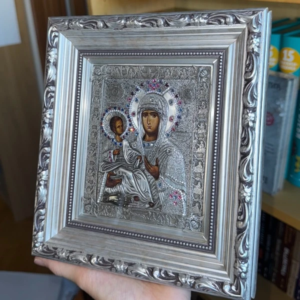 Bogorodica Trojerucica metalni rad sa pozlatom za blagoslov doma - 19 x 23 cm-2