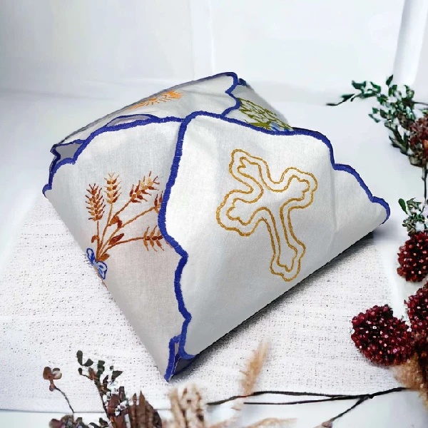 CLOTH FOR SLAVA'S CAKE, NEEDLEWORK-3