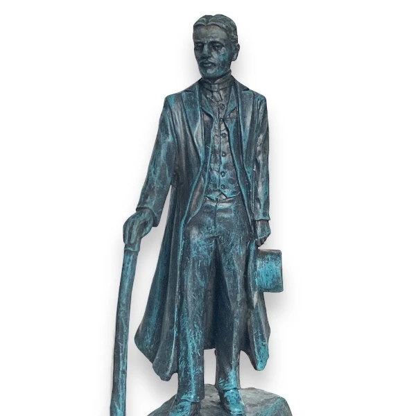 NIKOLA TESLA STATUE-5