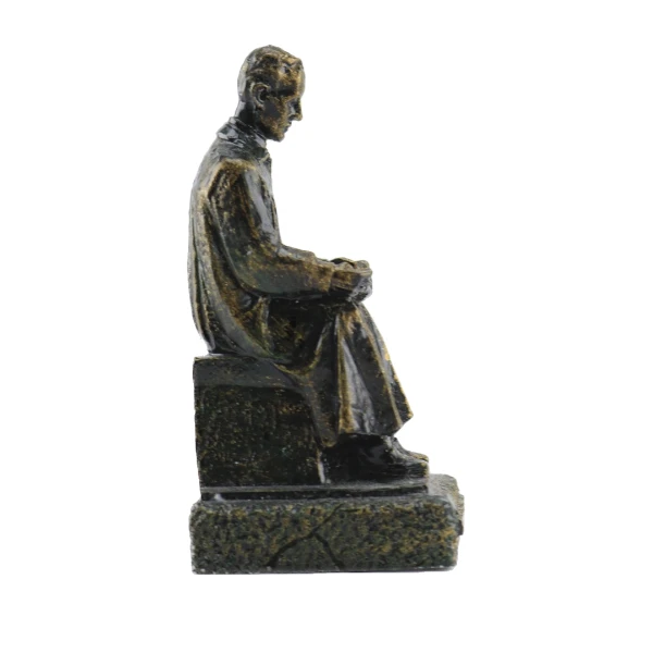 STATUE NIKOLA TESLA - SMALL-5