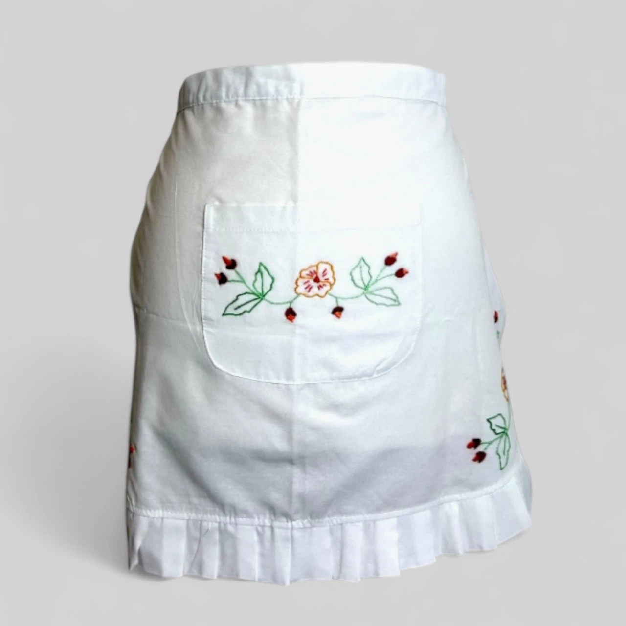EMBROIDERED APRON - FLOWER-3