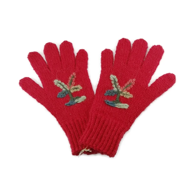 Ženske tkane crvene rukavice sa vezom.