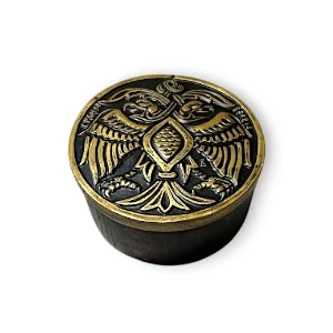 DECORATIVE BOX OLD COAT OF ARMS SMALL GOLDEN