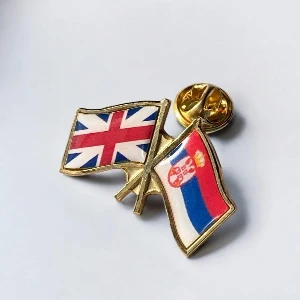 ZNAČKA ZASTAVE SRBIJA - V. BRITANIJA 